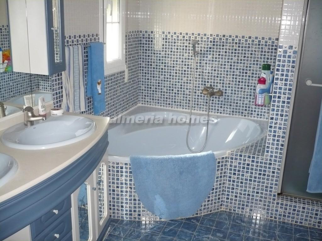 Villa for sale in Almería and surroundings 18