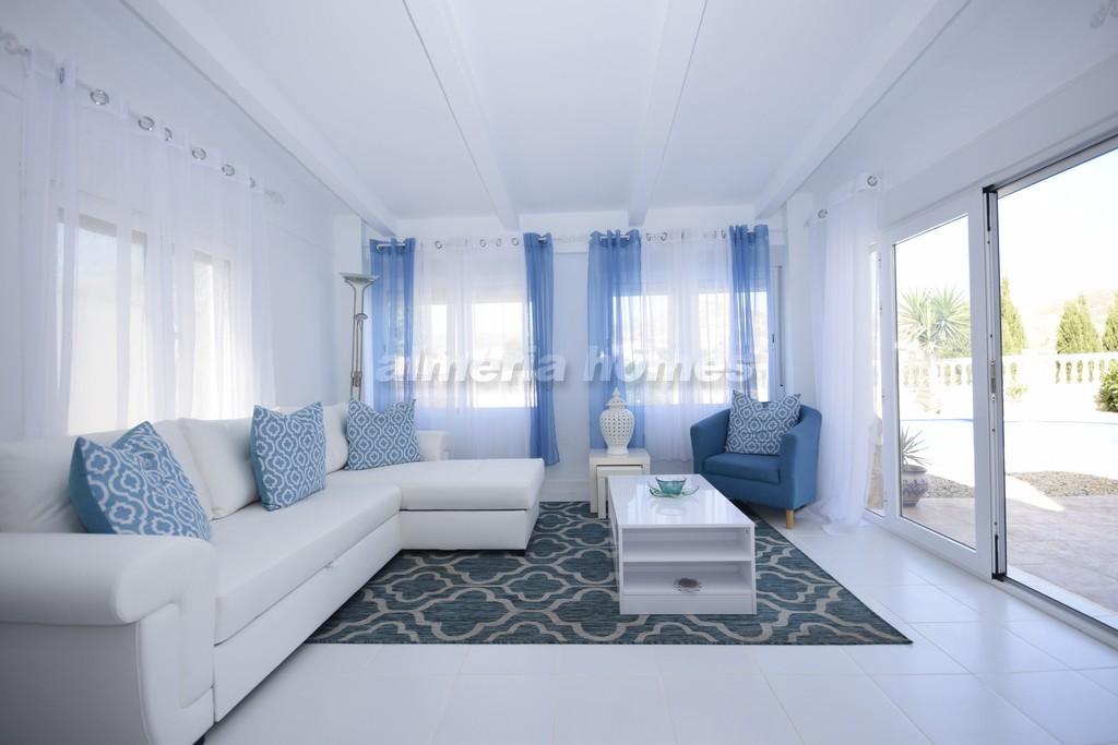 Villa for sale in Almería and surroundings 19