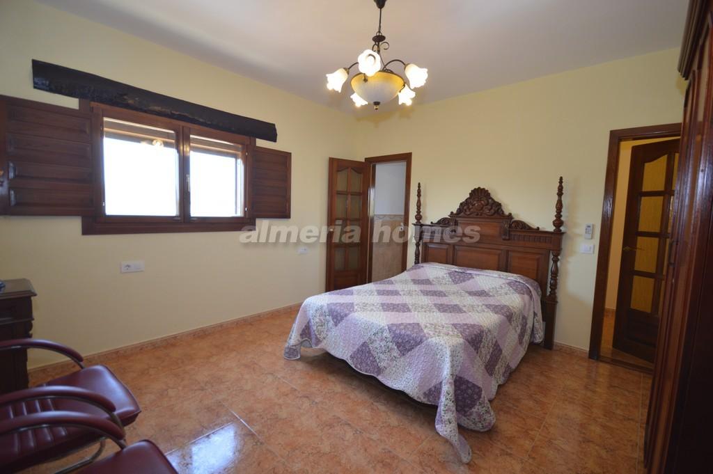 Villa for sale in Almería and surroundings 14