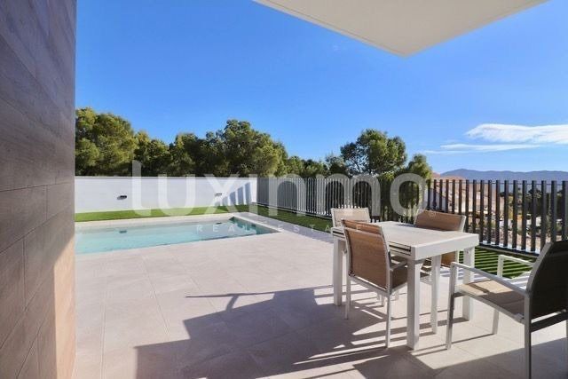 Villa for sale in El Campello 3
