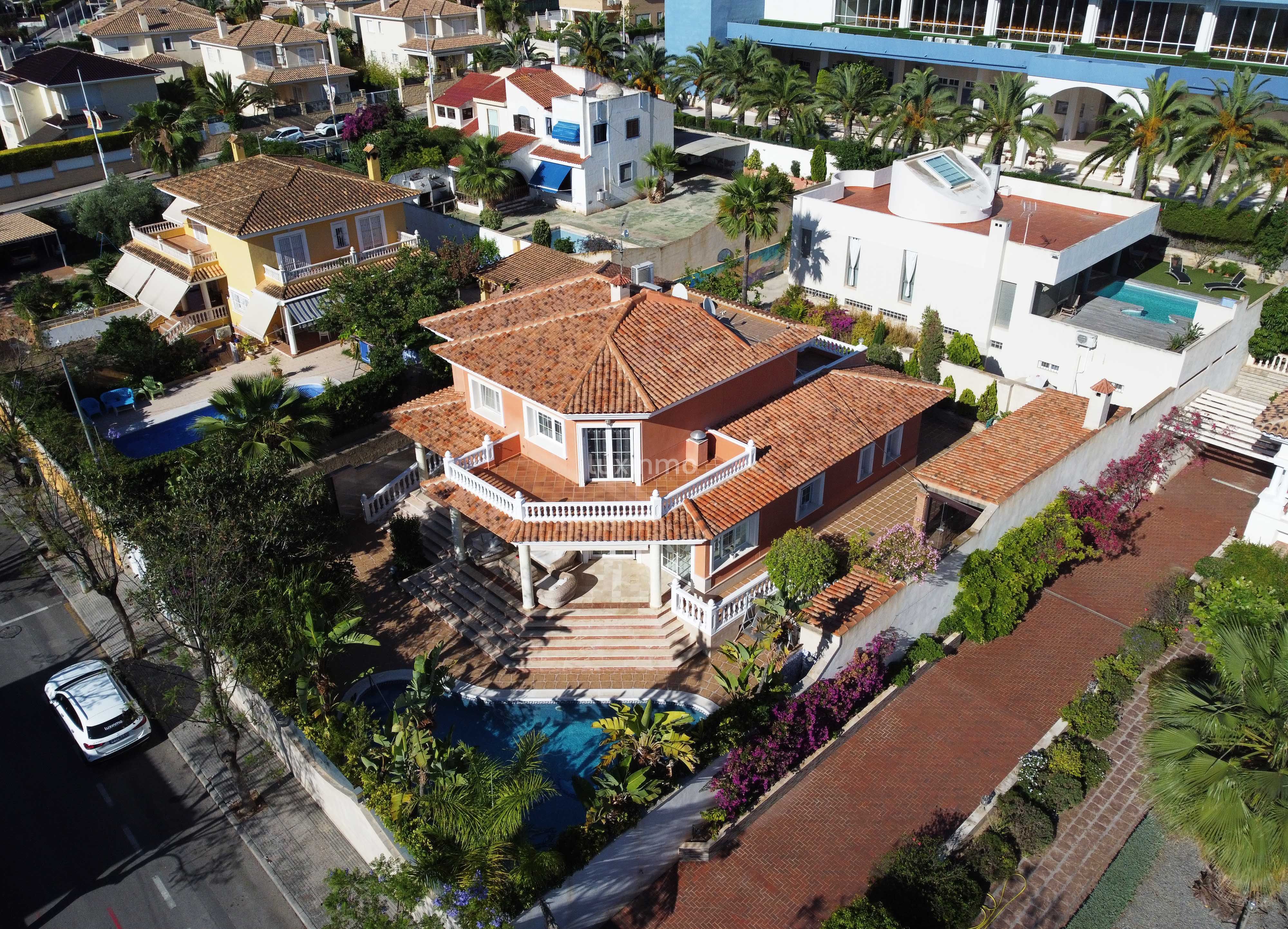 Villa for sale in Benidorm 2