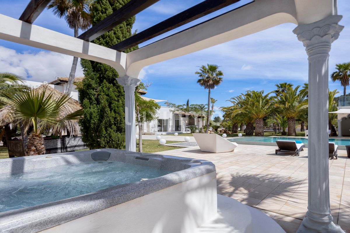 Villa for sale in Ibiza 22
