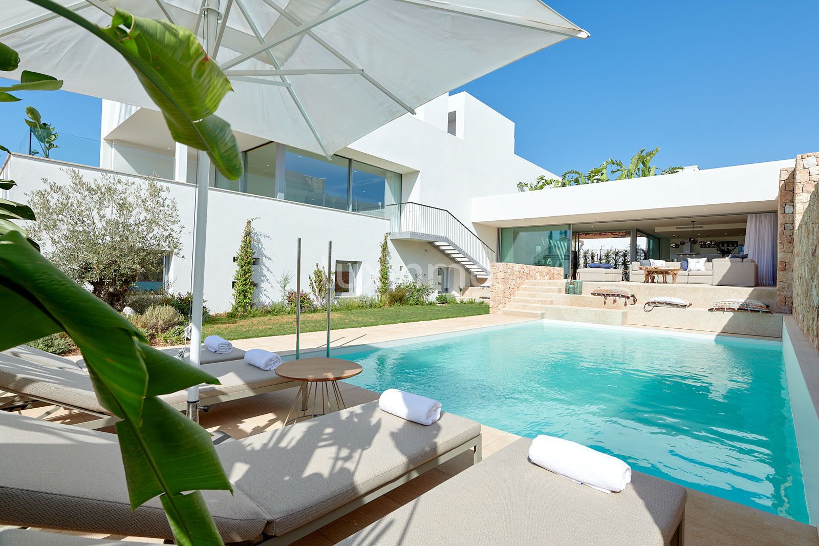 Villa for sale in Ibiza 1