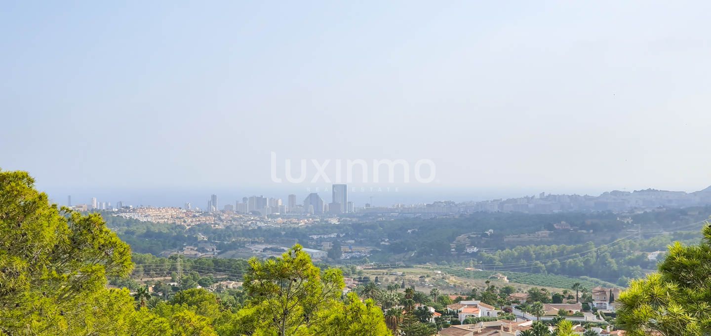 Plot for sale in Calpe 1