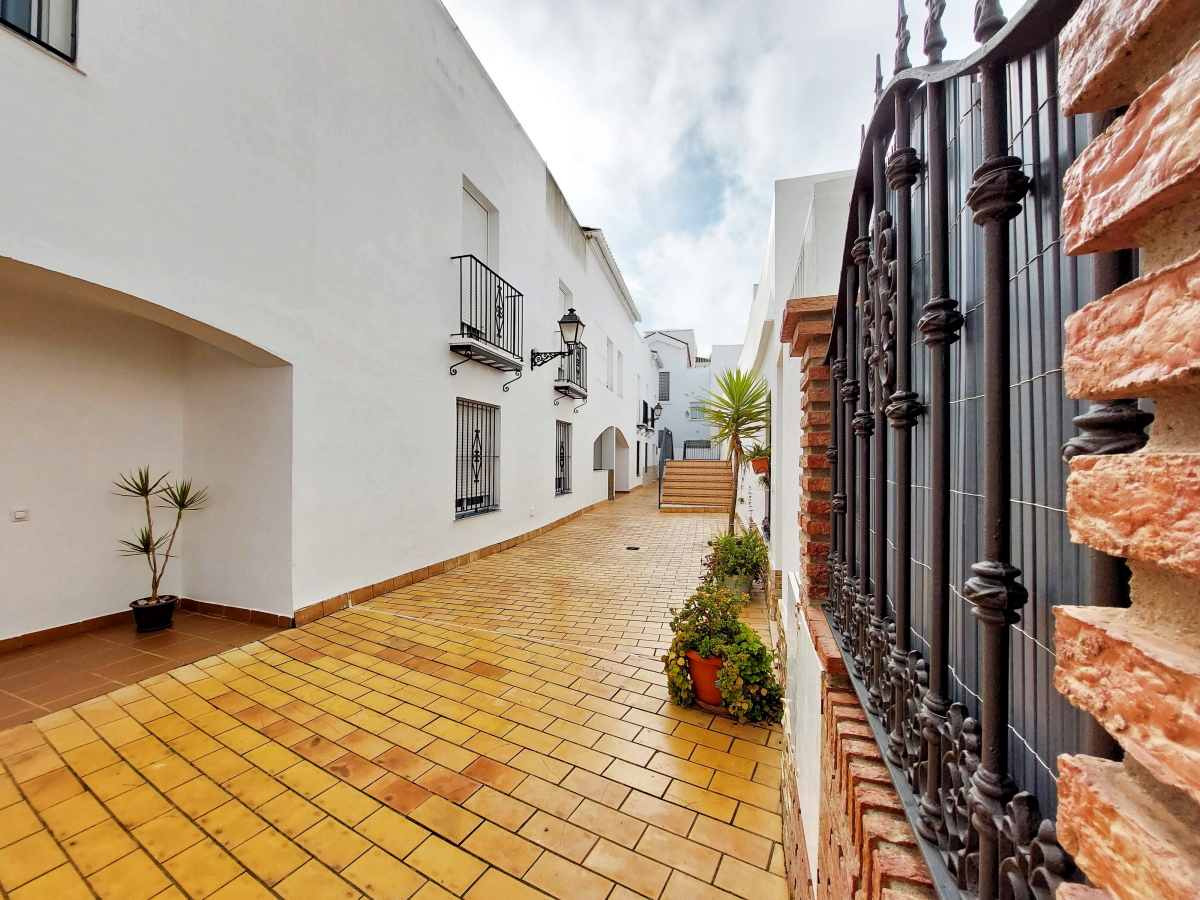 Townhouse for sale in Medina Sidonia and surroundings 1