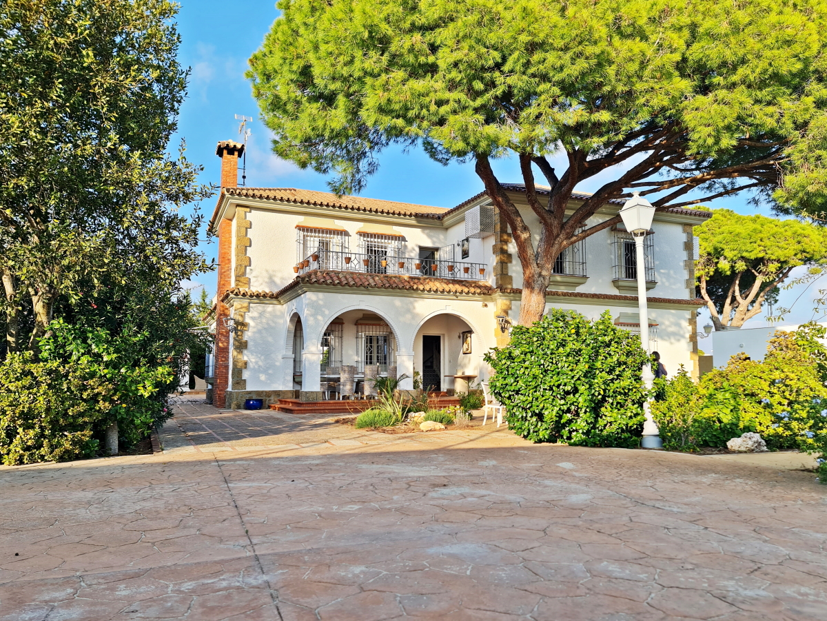 Villa for sale in Chiclana de la Frontera and surroundings 48