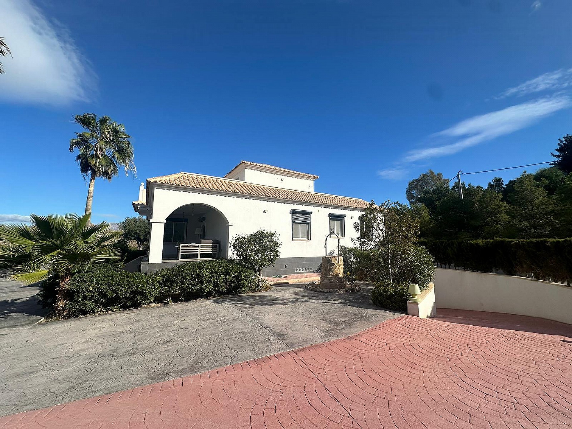 Villa for sale in Alicante 44