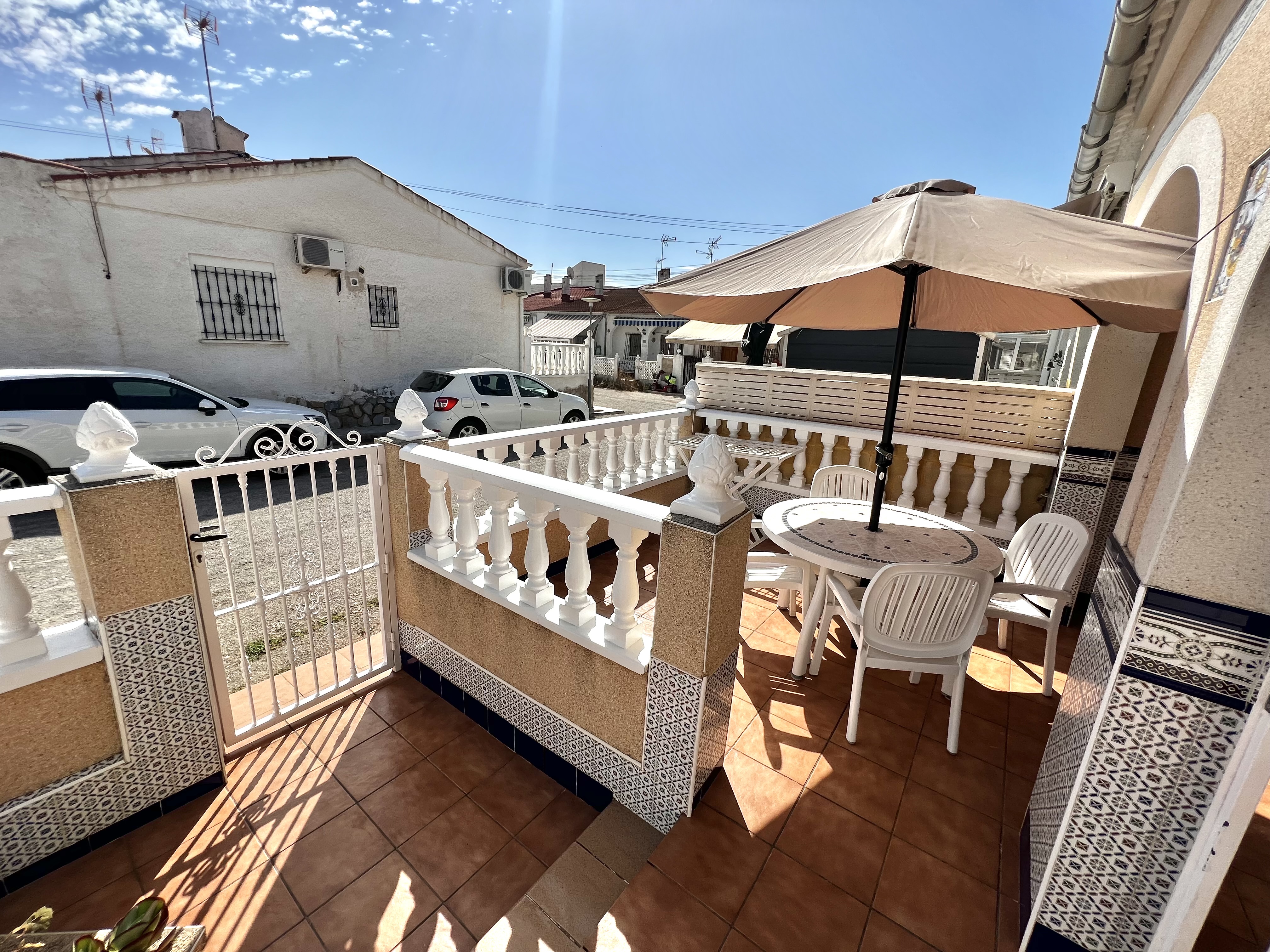 Townhouse te koop in Alicante 4