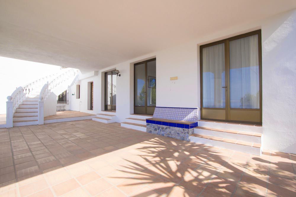 Villa for sale in Costa Tropical East 33