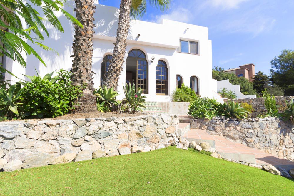 Villa for sale in Costa Tropical East 35