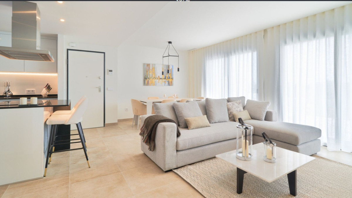 Apartment for sale in Estepona 10