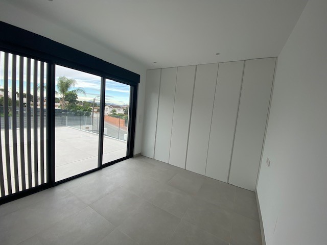 Villa à vendre à Alicante 16