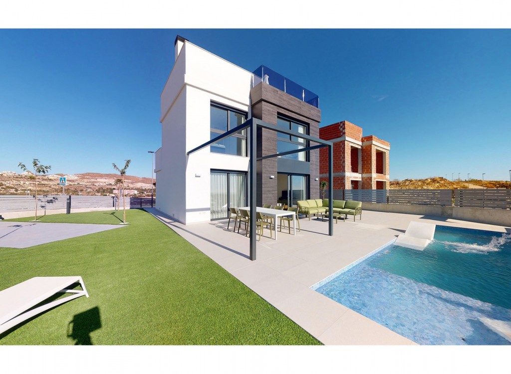 Villa for sale in Alicante 11