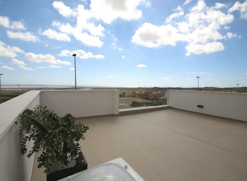 Villa à vendre à Alicante 28