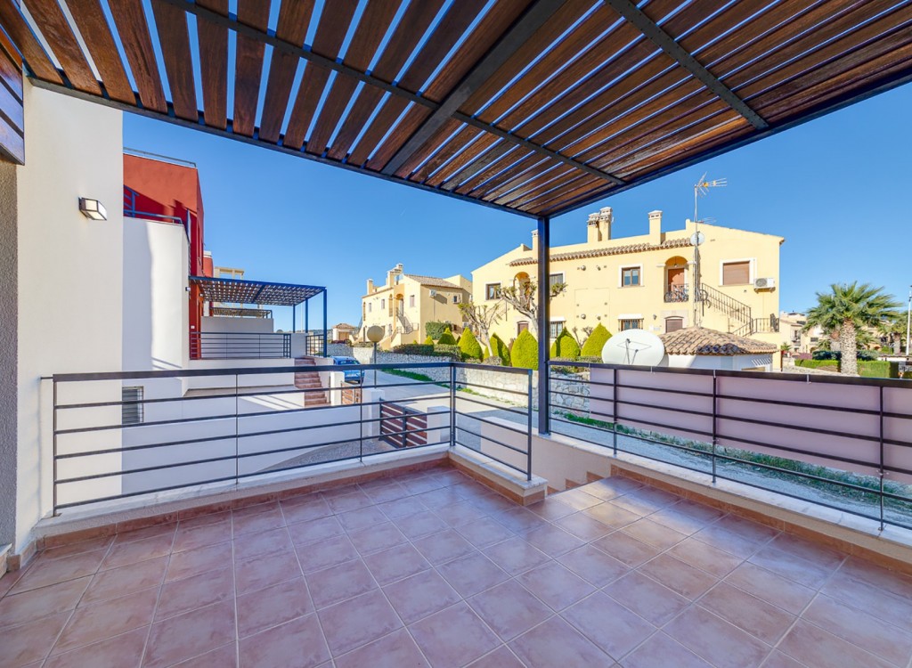 Townhouse for sale in Alicante 37