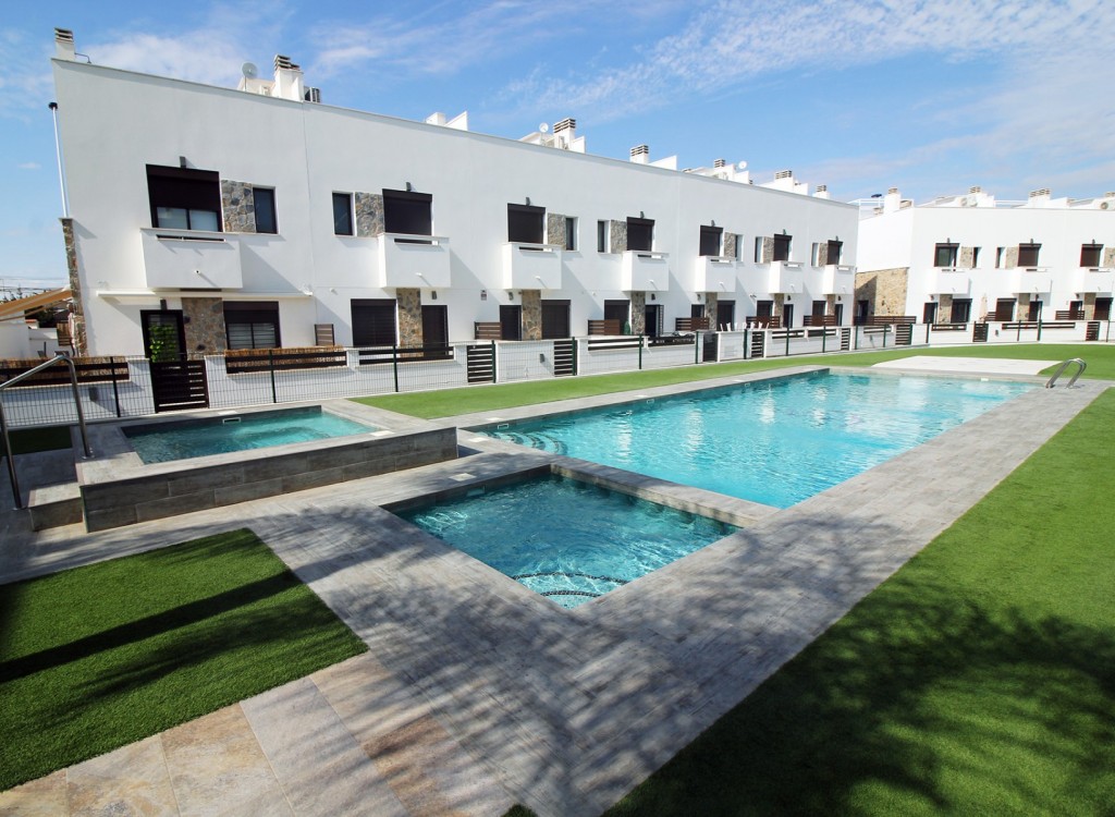 Townhouse te koop in Alicante 12