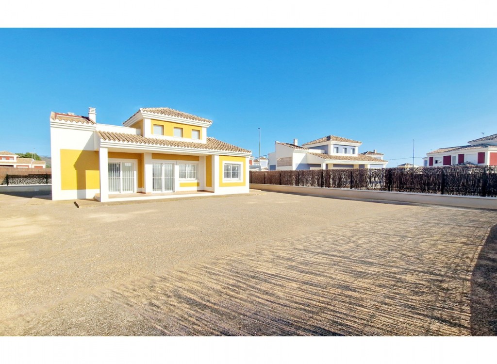 Villa te koop in Lorca 17