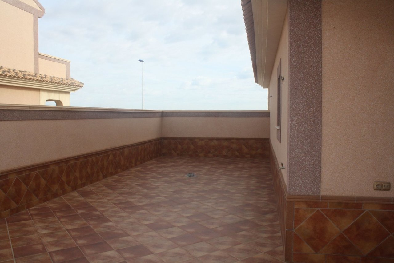 Adosada en venta en Guardamar and surroundings 14