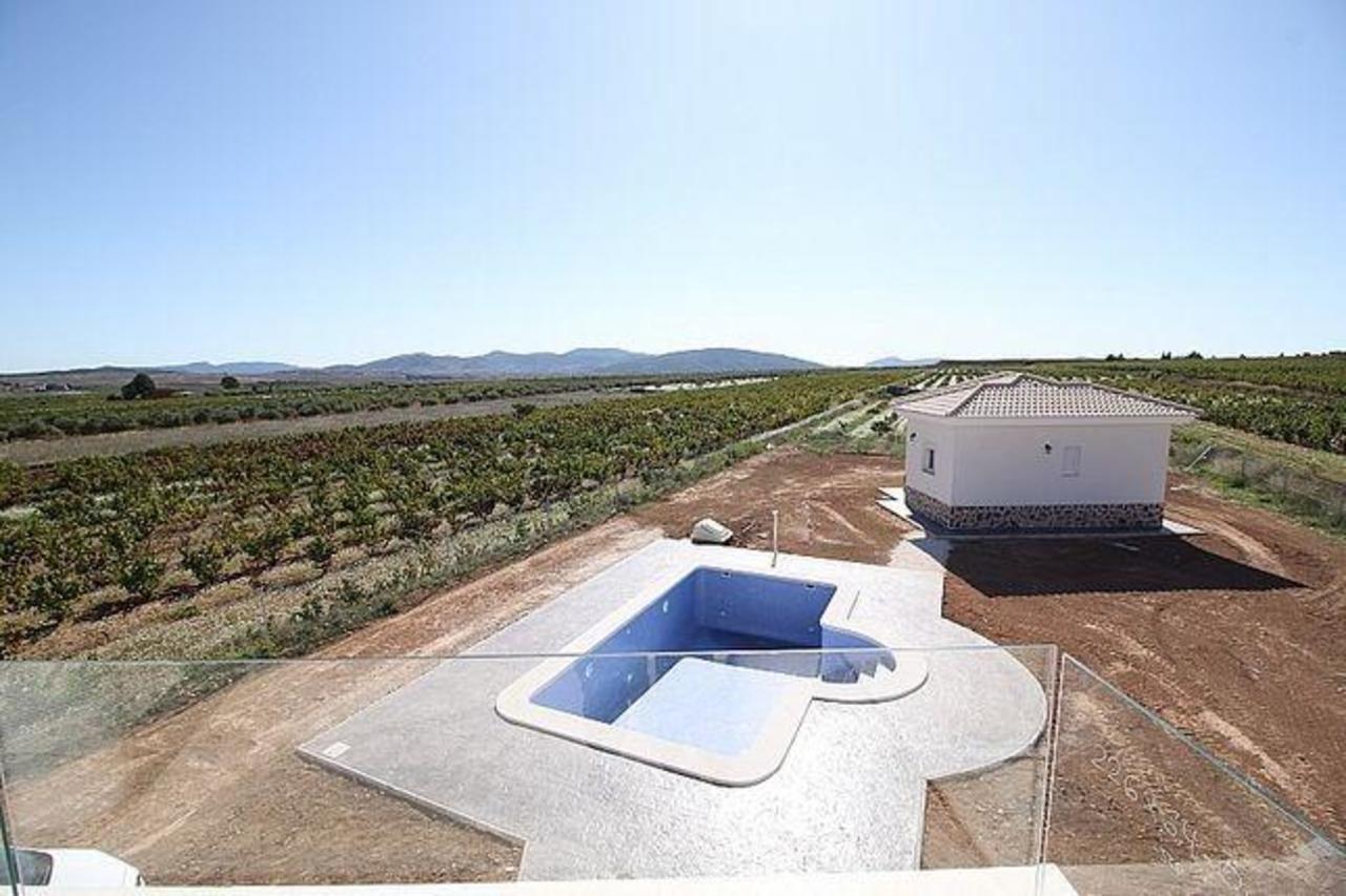 Villa à vendre à Alicante 16