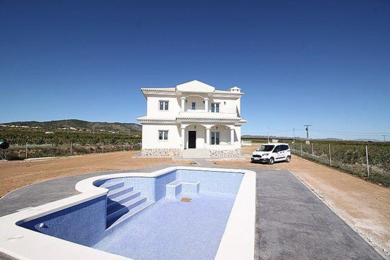 Villa te koop in Alicante 2