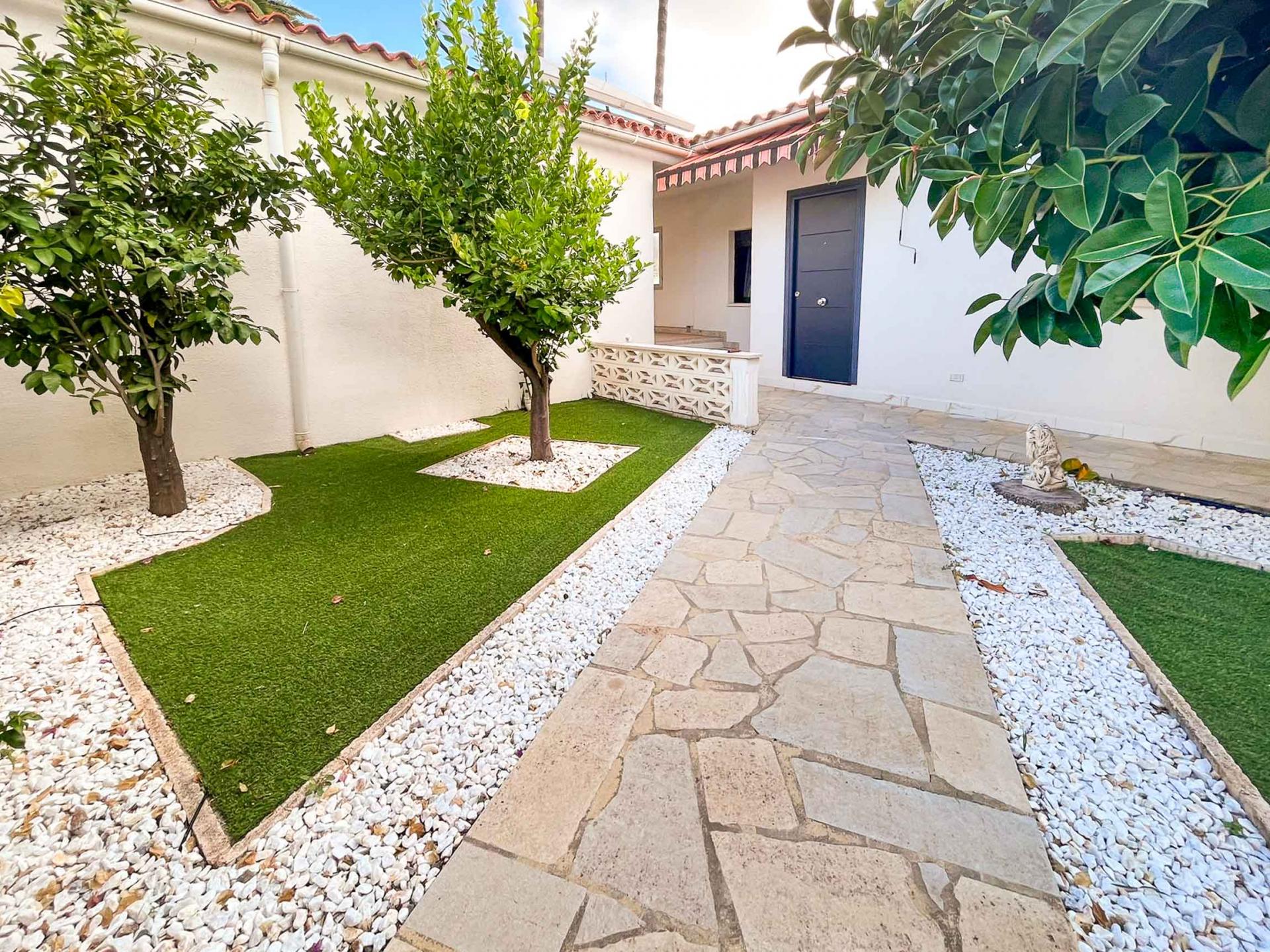 Villa for sale in Alicante 4