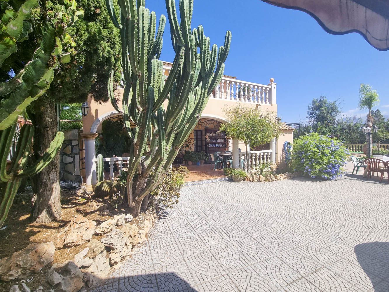 Villa te koop in Alicante 3
