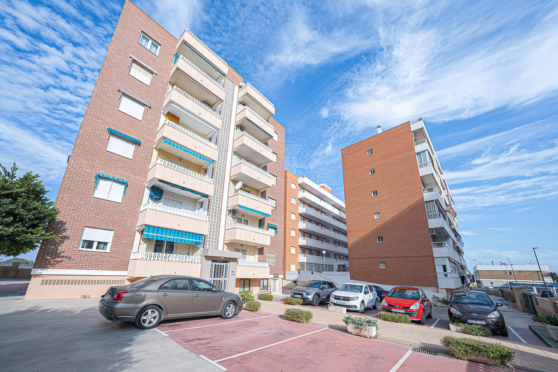 Apartament na sprzedaż w Torrevieja and surroundings 2
