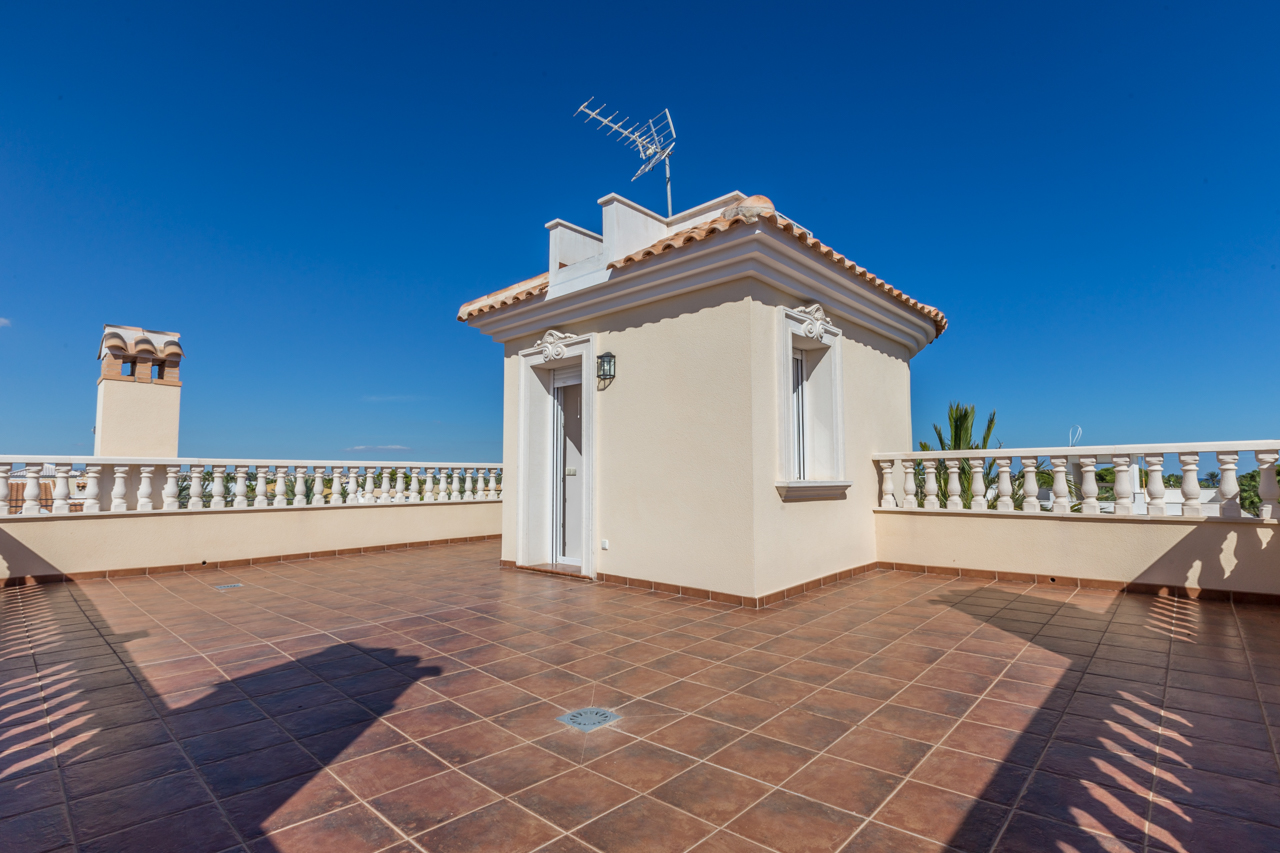 Villa à vendre à Alicante 47