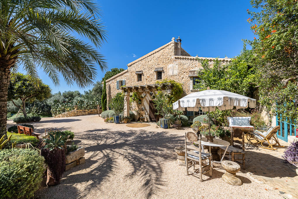 Countryhome for sale in Mallorca East 29