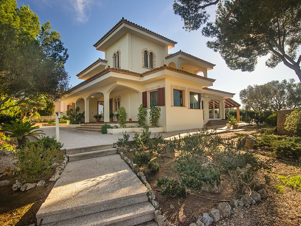 Villa for sale in Mallorca East 2