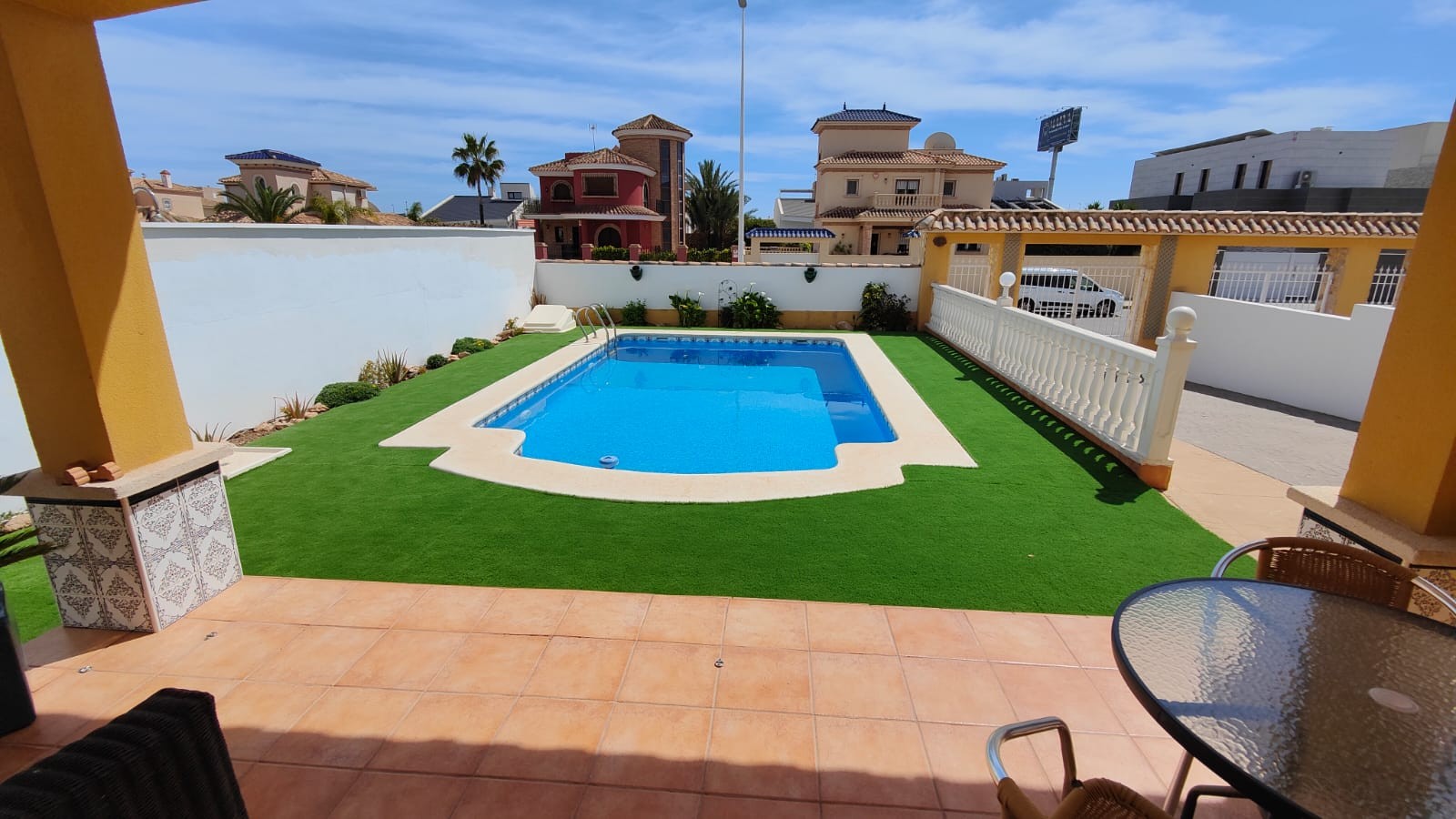 Villa à vendre à Alicante 28