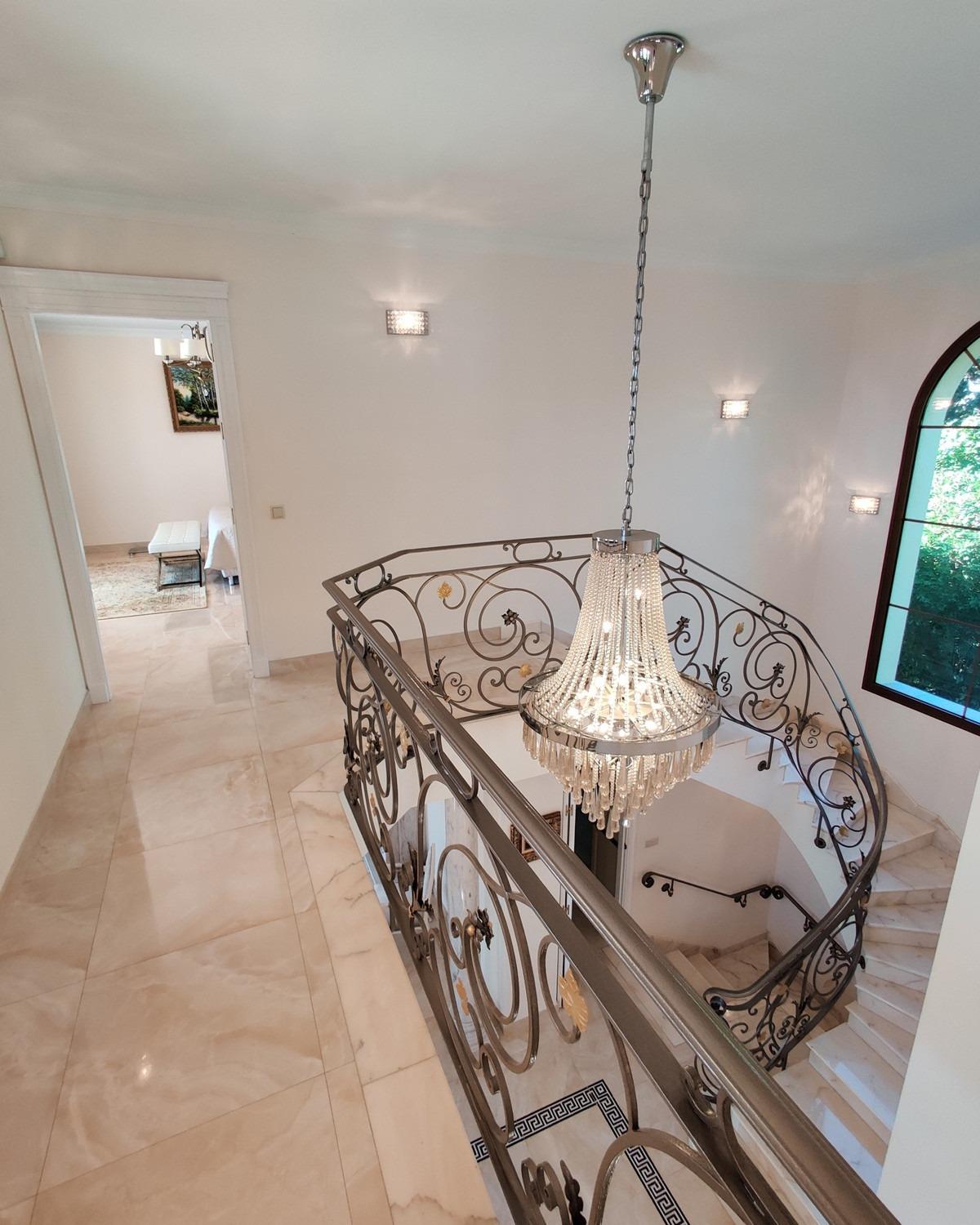 Villa for sale in Marbella - Golden Mile and Nagüeles 13