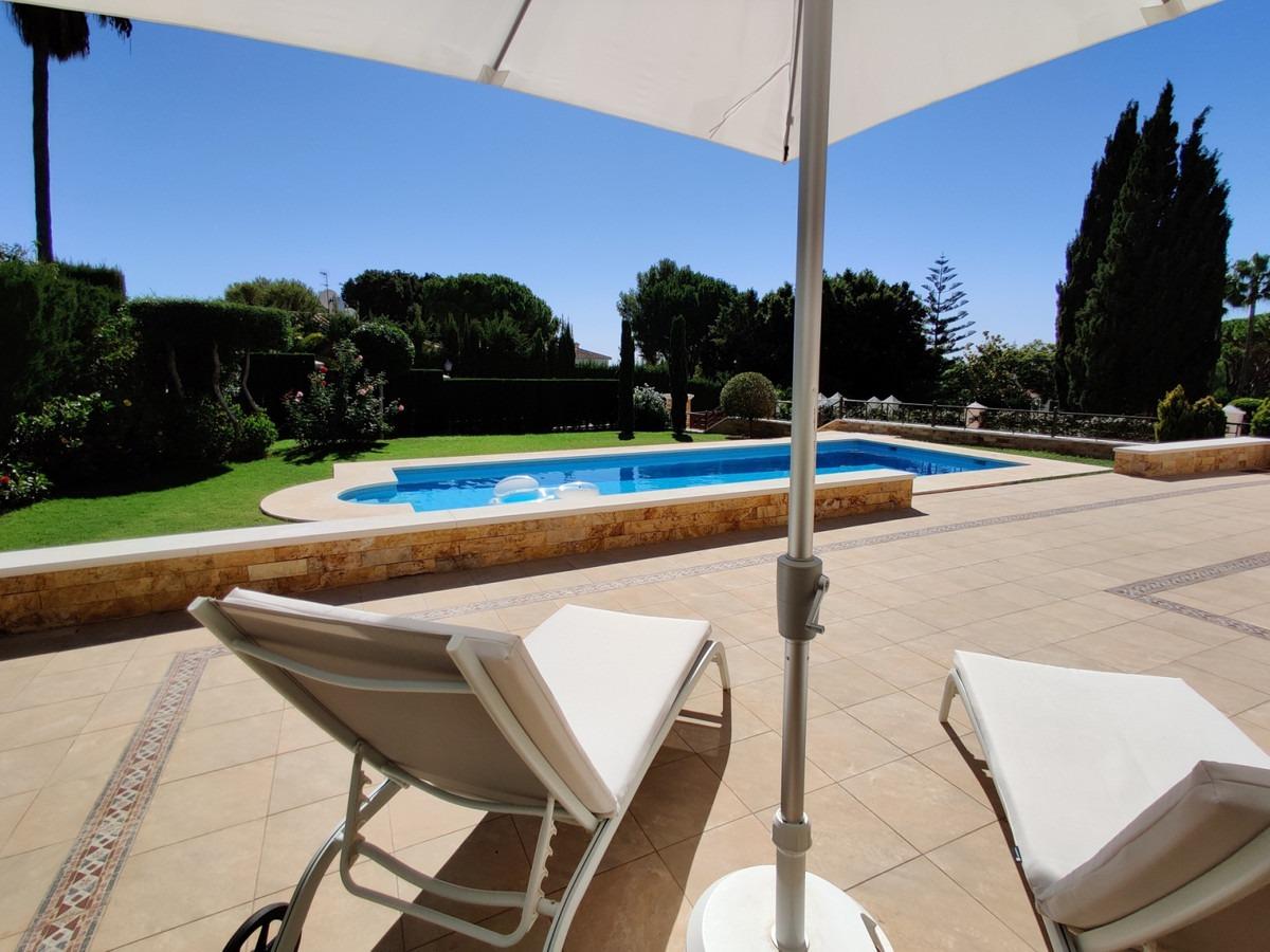 Villa for sale in Marbella - Golden Mile and Nagüeles 14