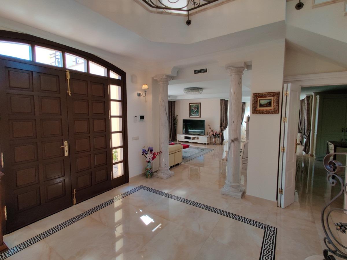 Villa for sale in Marbella - Golden Mile and Nagüeles 28