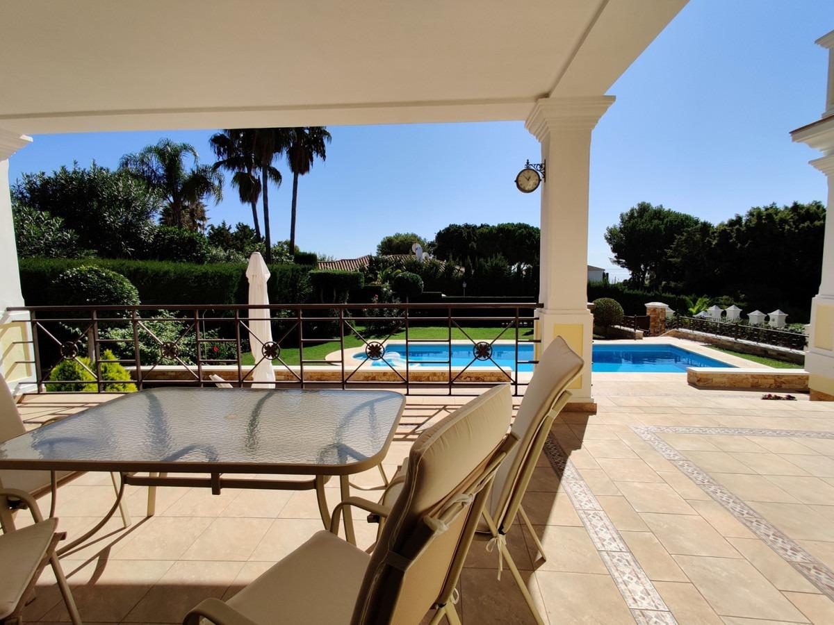 Villa for sale in Marbella - Golden Mile and Nagüeles 4