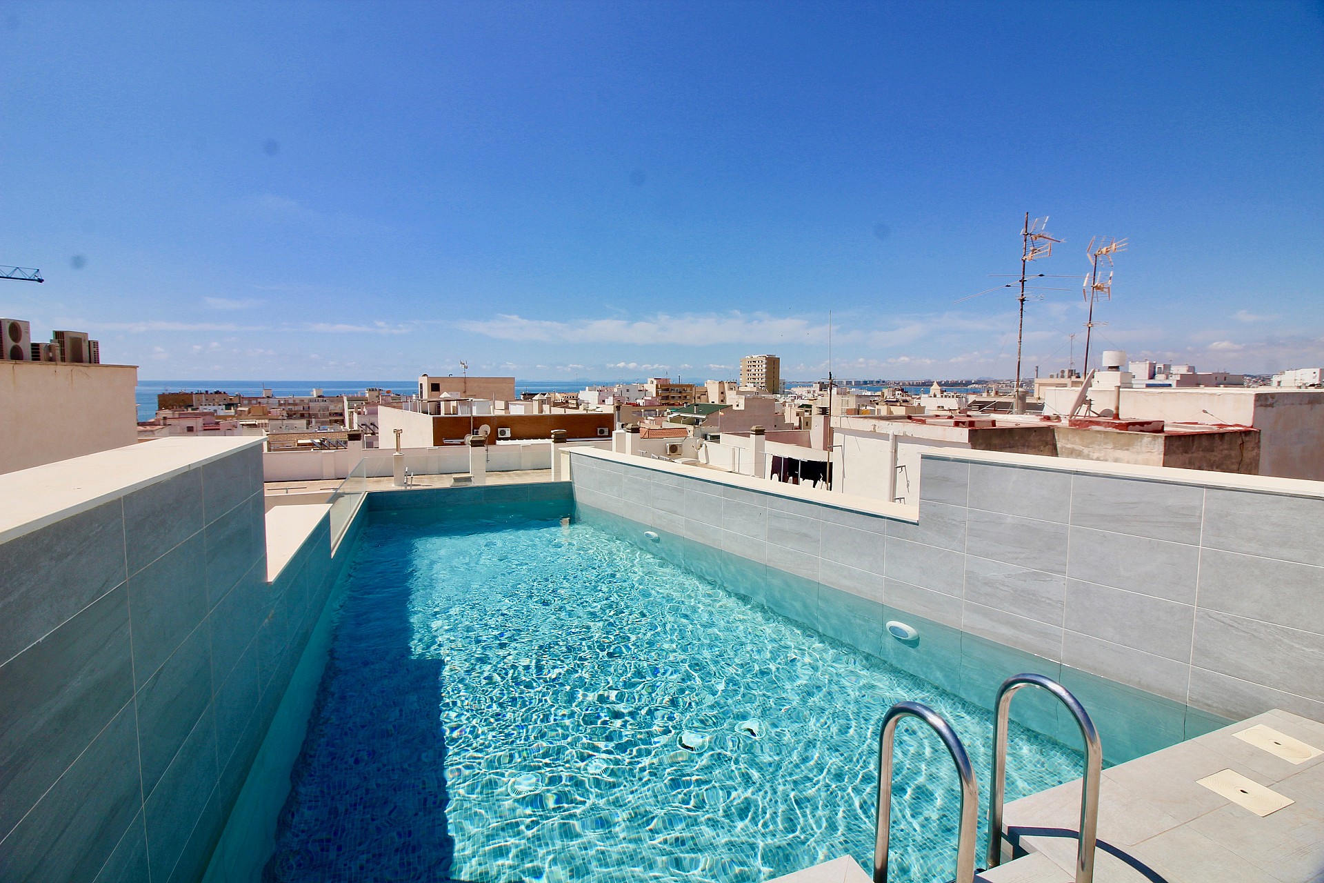 Property Image 547620-torrevieja-apartment-3-2