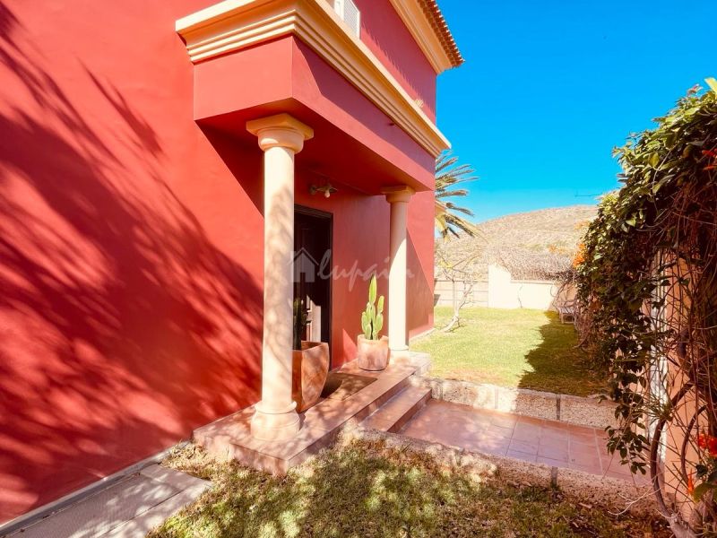 Villa te koop in Tenerife 41