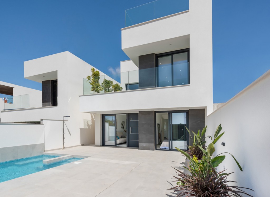 Villa for sale in Alicante 2