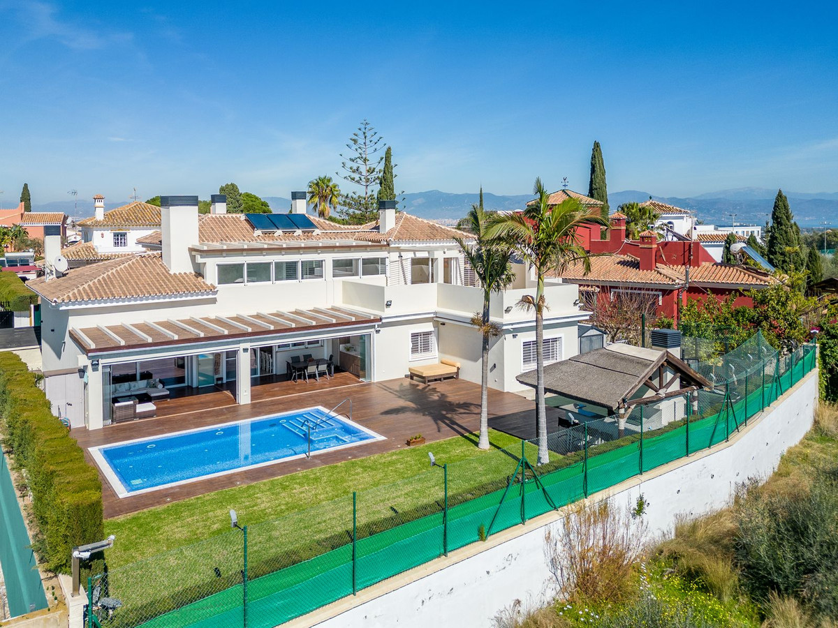 Villa for sale in Torremolinos 1