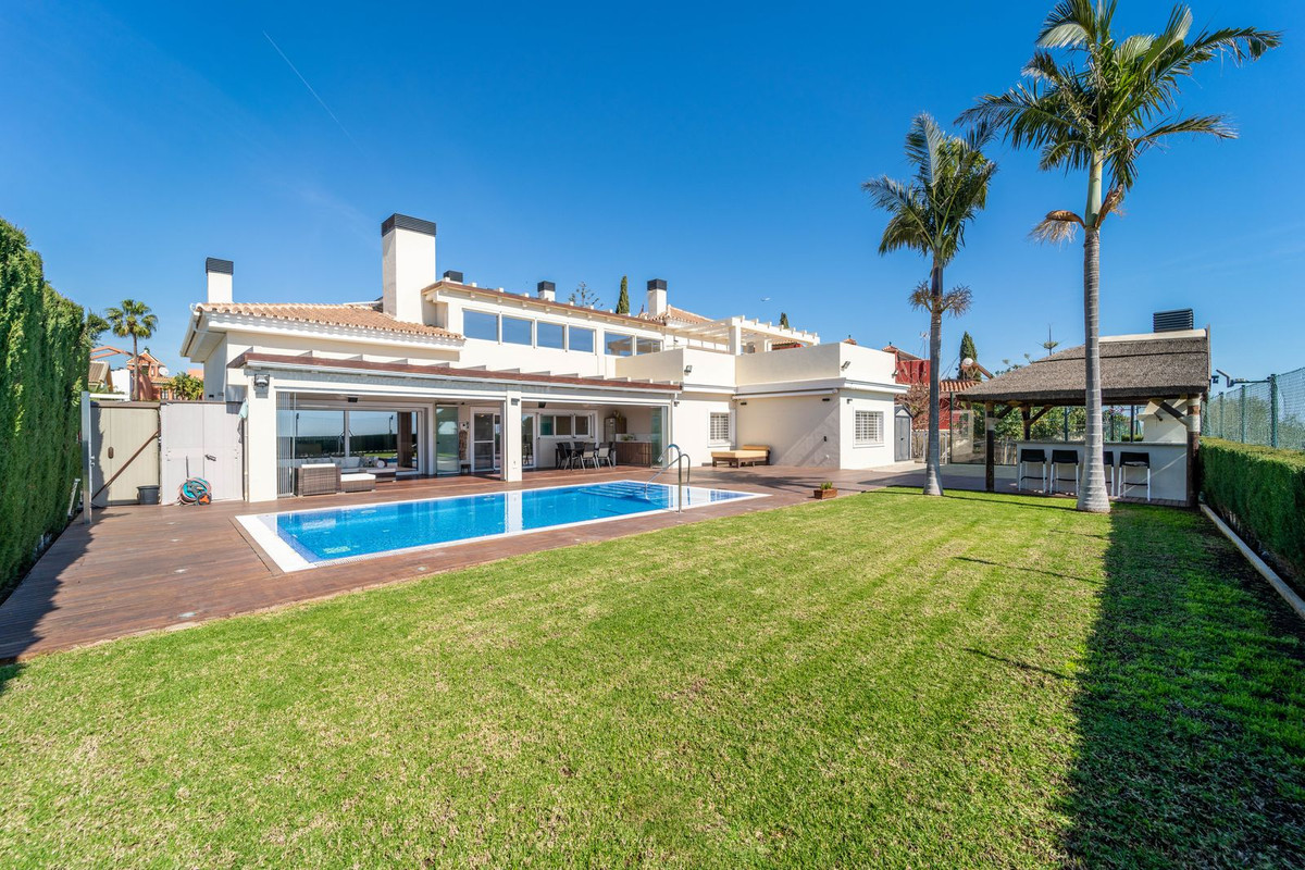 Villa for sale in Torremolinos 47