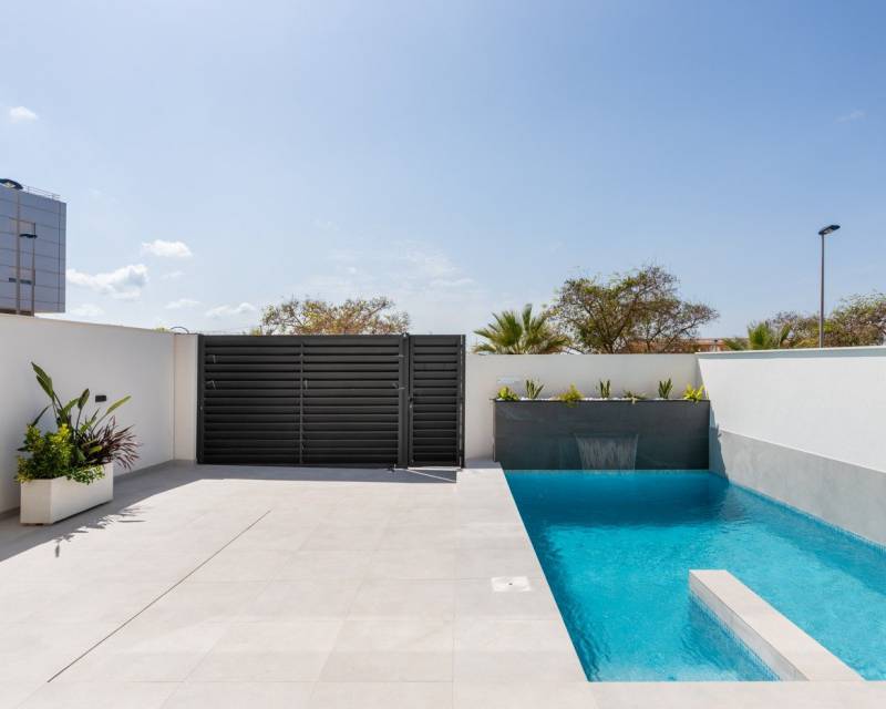 Villa for sale in Alicante 26