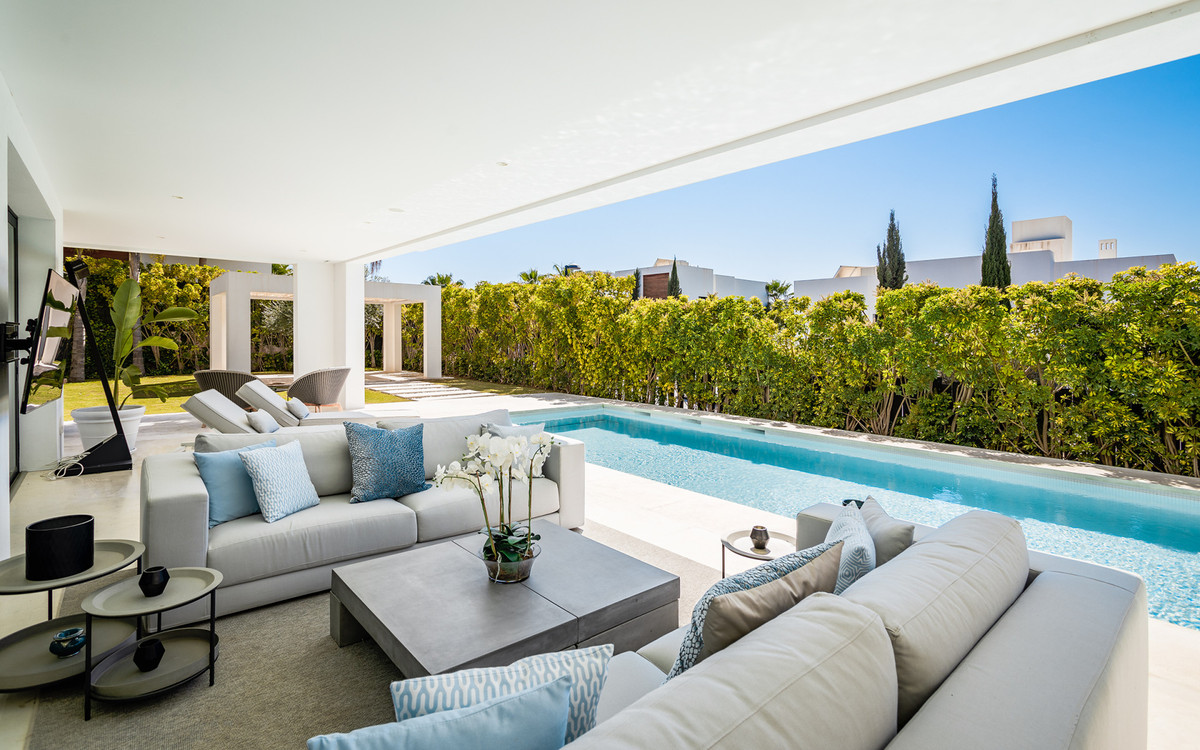Villa te koop in Marbella - Nueva Andalucía 29