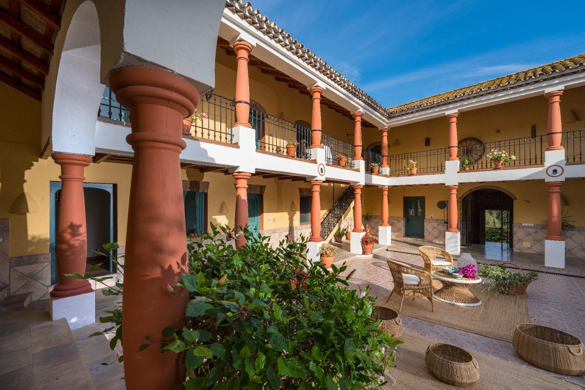 Landhaus zum Verkauf in Málaga 38