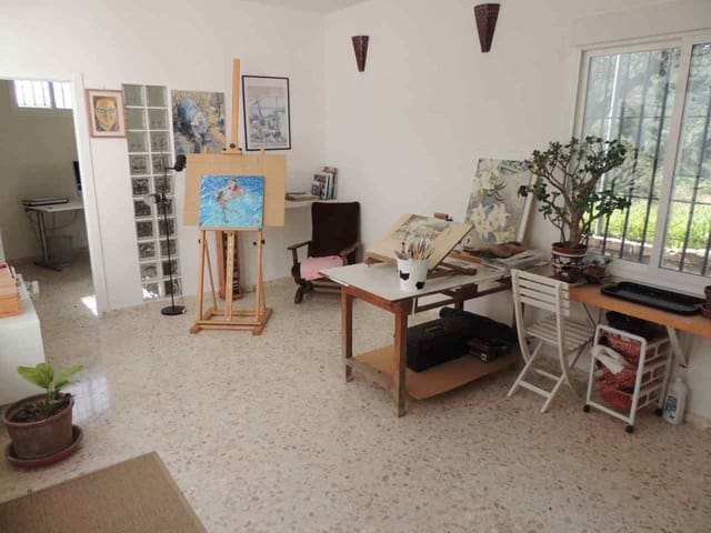 Villa for sale in Towns of the province of Seville 27