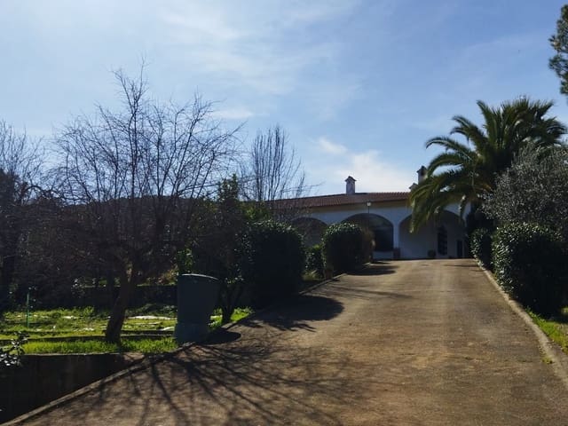 Villa till salu i Towns of the province of Seville 5