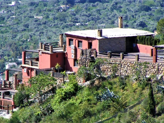 Landhaus zum Verkauf in La Alpujarra 2