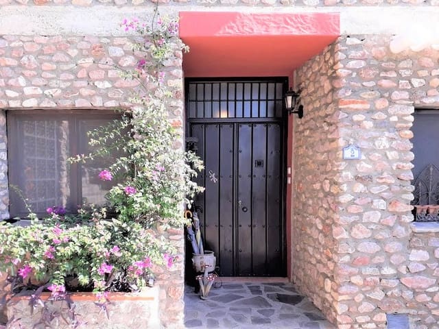 Загородный дом для продажи в La Alpujarra 5