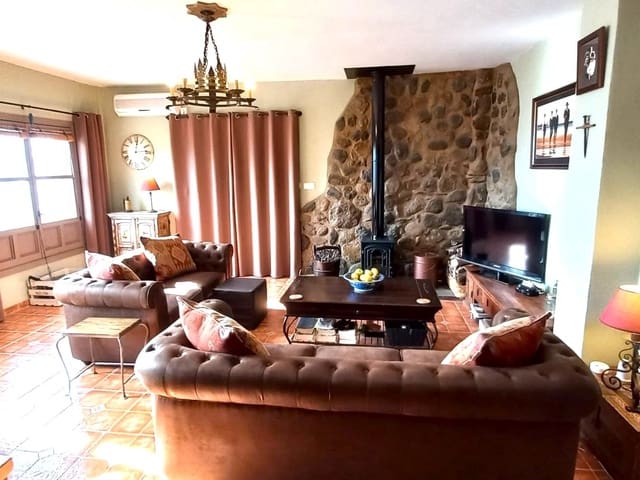 Countryhome for sale in La Alpujarra 9