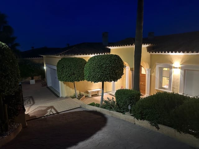 Villa for sale in Mallorca Southwest 28