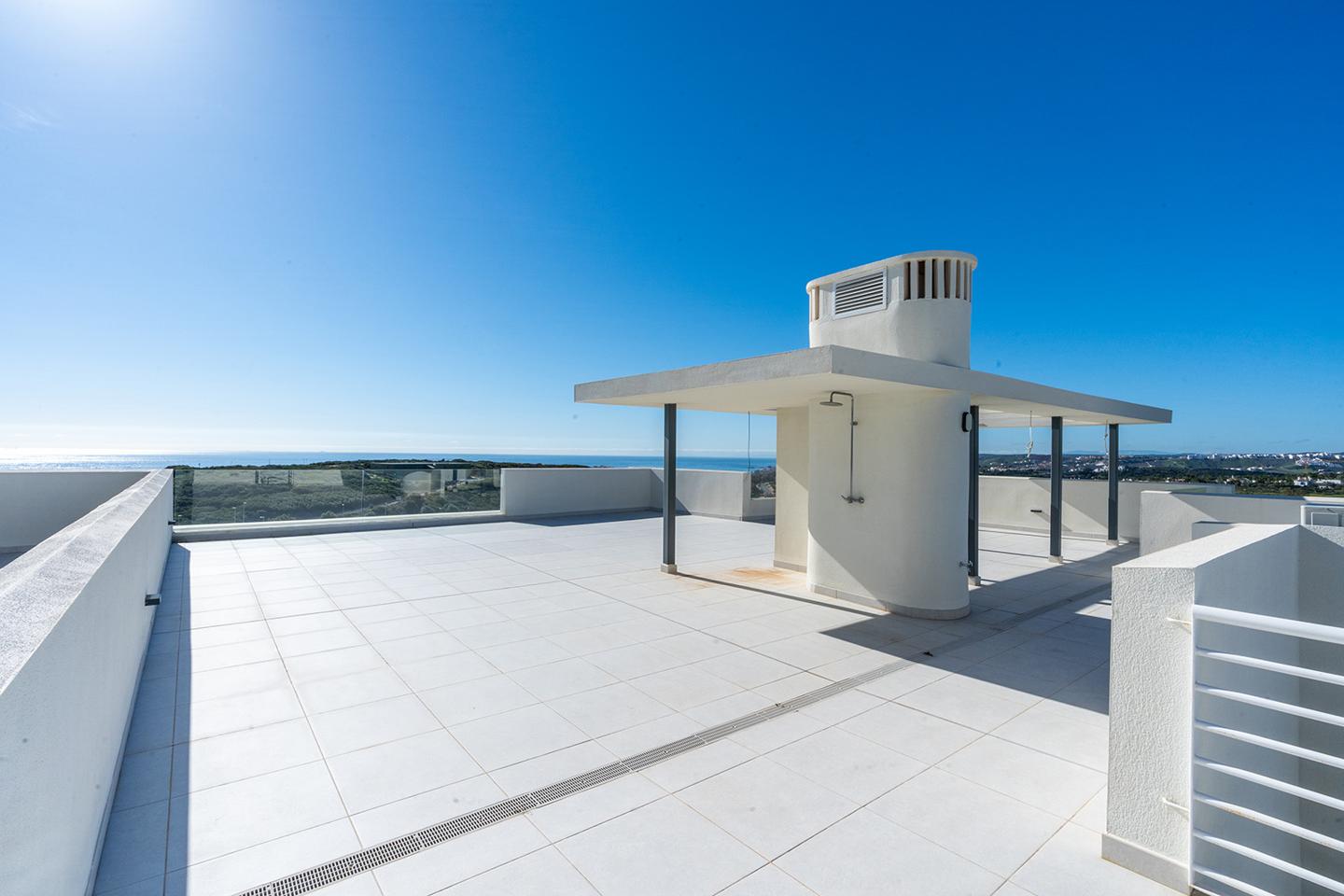 Penthouse for sale in Casares 9